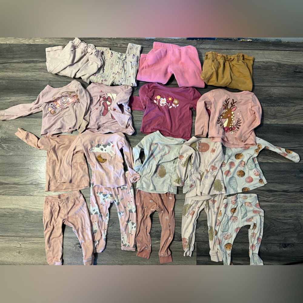 18 Assorted Baby girl  Clothing Set